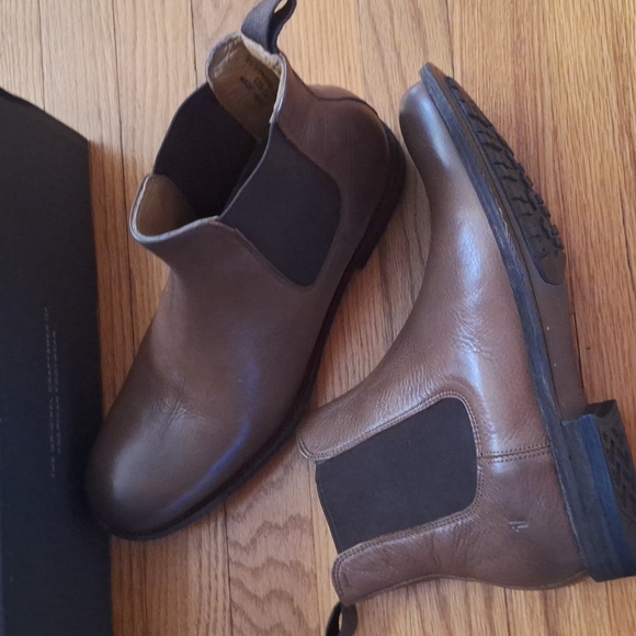 NWT Frey Leather Chelsea Boots Size 9.5 D main image 7